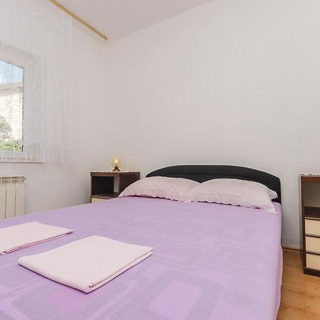Apartments Mira I Vodice Eksteriør bilde