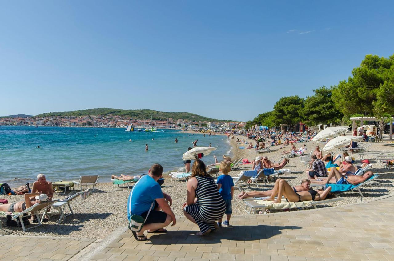 Apartments Mira I Vodice Eksteriør bilde