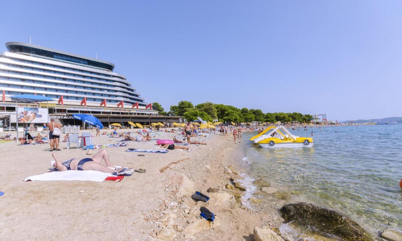 Apartments Mira I Vodice Eksteriør bilde