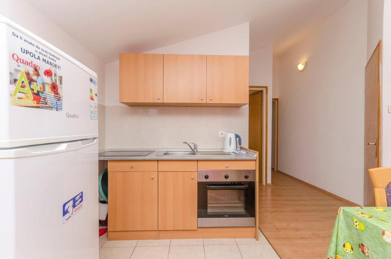 Apartments Mira I Vodice Eksteriør bilde